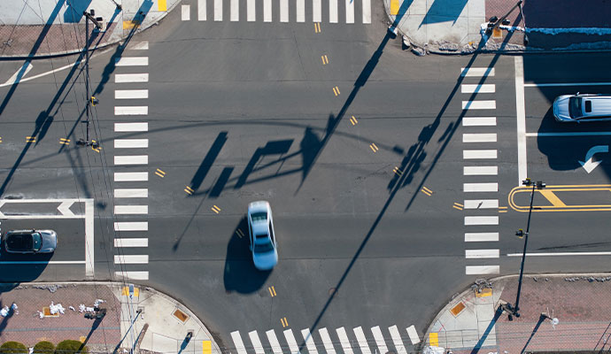 Intersection crosswalk marking for pedestrian