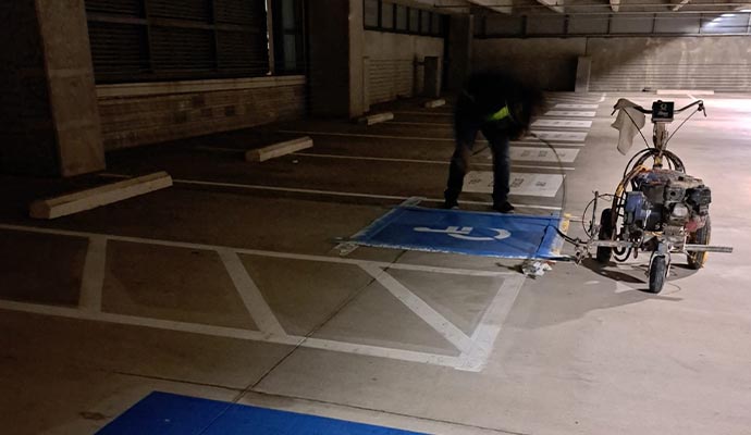 Parking area re-striping service