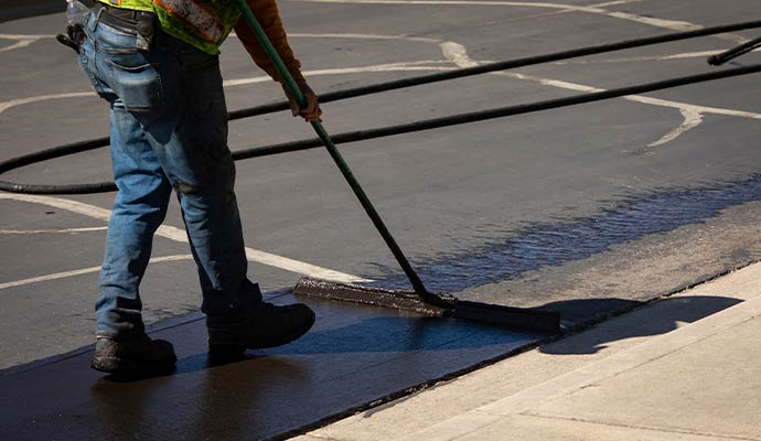 Professional Sealcoating Service in Dallas-Fort Worth