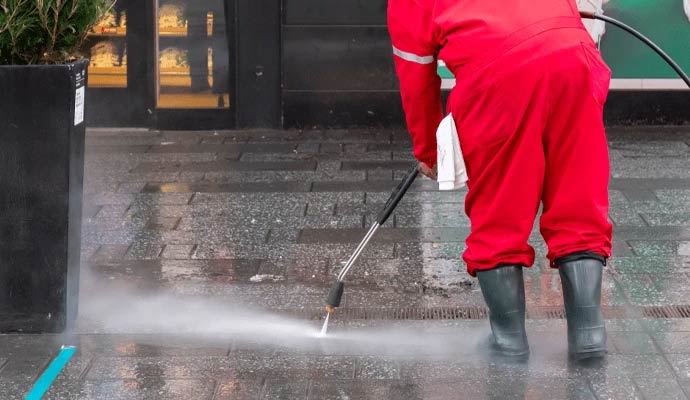 Storefront pressure washing service