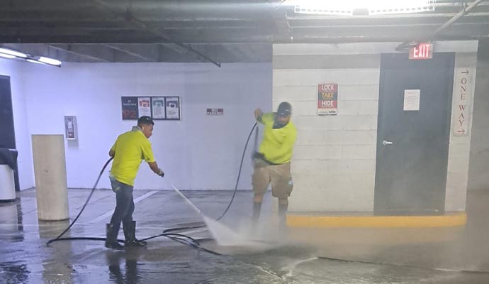 Professional garage cleaning service