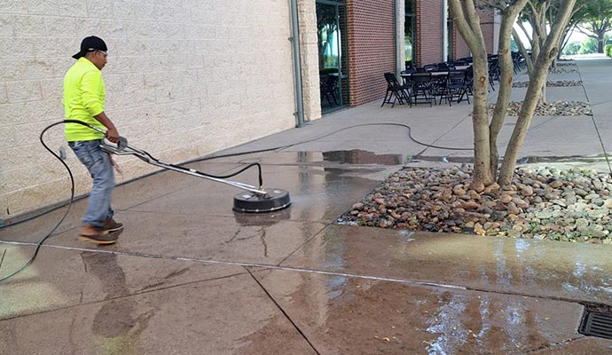 Commercial Sidewalk Cleaning and Maintenance in Dallas-Fort Worth