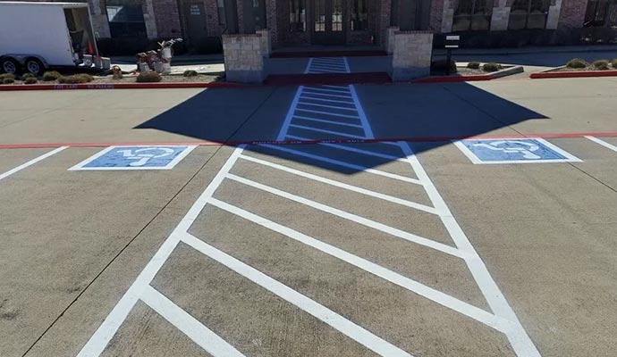 Thermoplastic strips on commercial area